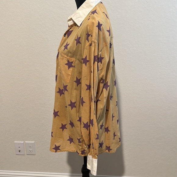 Magnolia Pearl Boyfriend Shirt, EUC